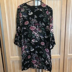 Floral bell sleeve dress